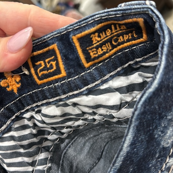 Rock Revival Ruella Easy Capri - Picture 3 of 3